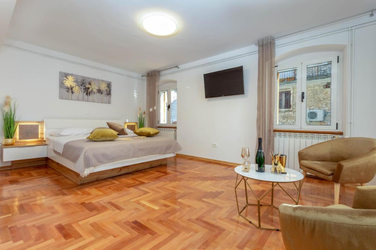 Guest house Deluxe Dreamy In The Center Of Hvar With Sea View *