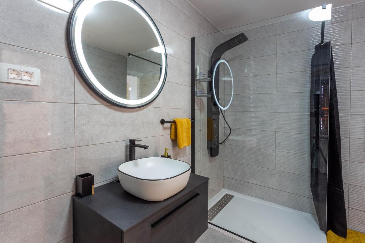 Deluxe Dreamy In The Center Of Hvar With Sea View Guest house